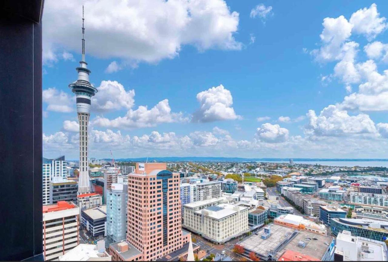 Magnificent Harbour View Skytower View Apartment In Cbd Auckland Exterior foto