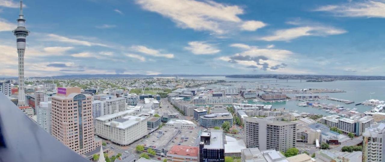 Magnificent Harbour View Skytower View Apartment In Cbd Auckland Exterior foto