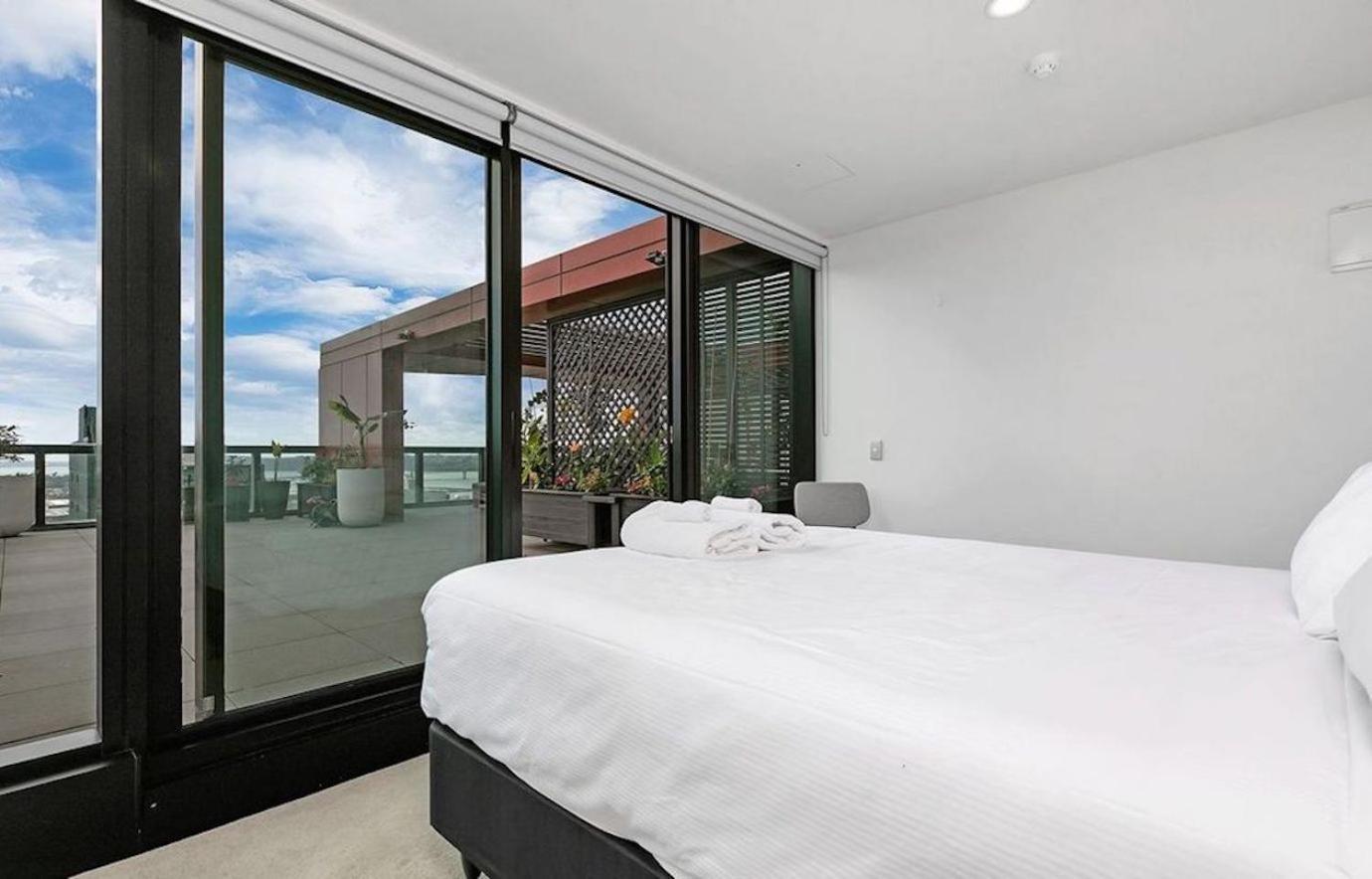 Magnificent Harbour View Skytower View Apartment In Cbd Auckland Exterior foto